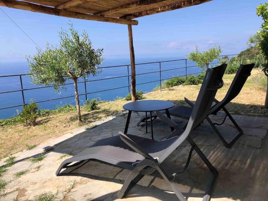 Orangehouse Cinque Terre. Private Parking Villa Riomaggiore Exteriör bild