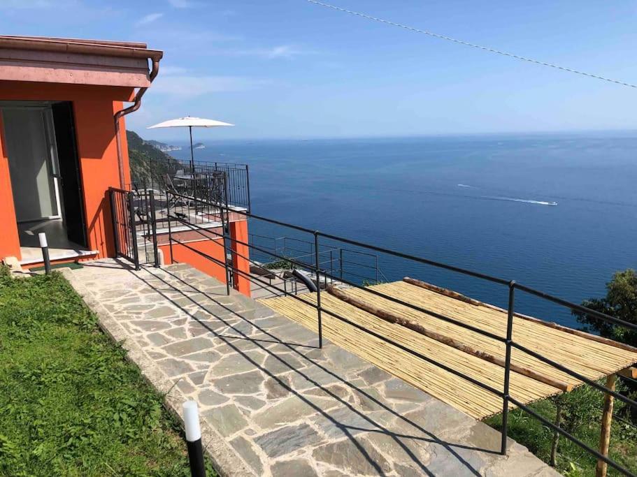 Orangehouse Cinque Terre. Private Parking Villa Riomaggiore Exteriör bild
